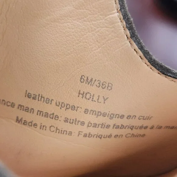 Karl Lagerfeld Holly Suede Block Heel Bow Tassel Mules Size 6M - Picture 7 of 9